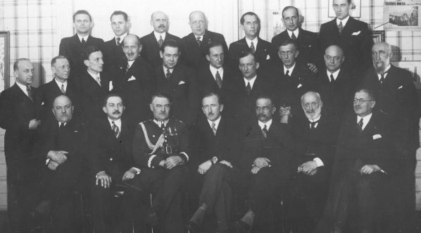  Odczyt wiceministra komunikacji Aleksandra Bobkowskiego w oddziale Ligi Drogowej we Lwowie w lutym 1935 r.  