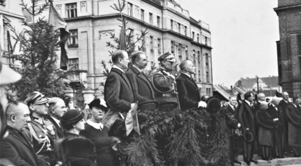  Defilada z okazji Święta Kolejarza Polskiego we wrześniu 1934 r.  