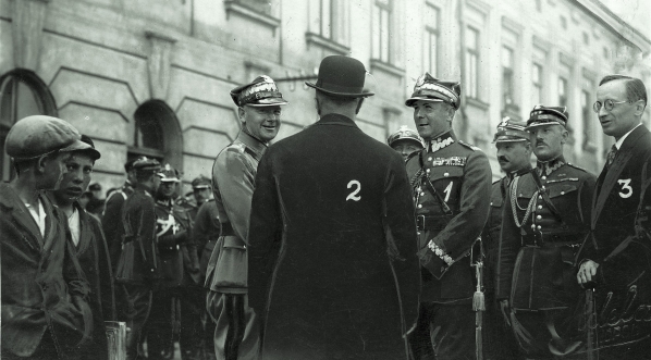  Gen. dyw. Edward Rydz-Śmigły z wizytą w Tarnopolu w lipcu 1929 r.  
