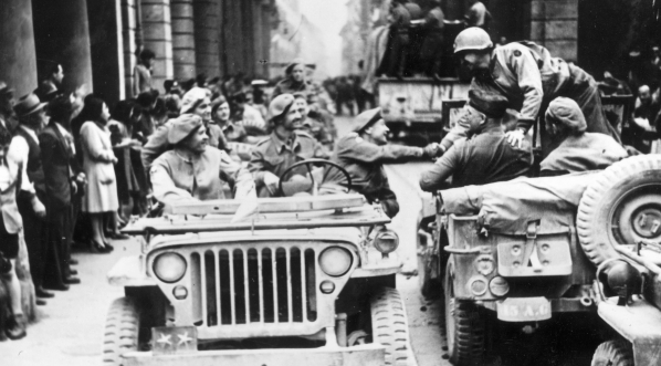  Wkroczenie polskich oddziałów 2 Korpusu Polskiego do Bolonii 21.04.1945 r.  