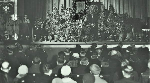  Akademia ku czci gen. bryg. Oswalda Franka w sali Domu Rzemieślniczego w Poznaniu,  6.01.1935 r.  