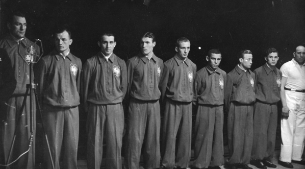  Reprezentacja Polski na mecz bokserski Polska - Francja w Warszawie w czerwcu 1938 r.  