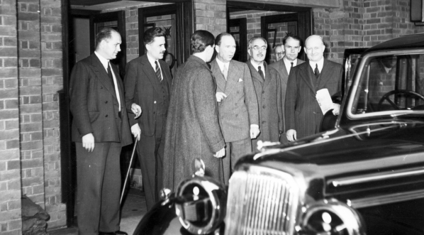  Pożegnanie premiera Stanisława Mikołajczyka przed wyjazdem do USA 3.06.1944 r.  