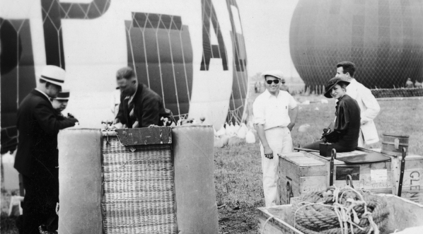  Rozpoczęcie Międzynarodowych Zawodów Balonowych o Puchar Gordona Bennetta na lotnisku Curtiss Wright w Glenviev (Illinois) k/ Chicago, 2.09.1933 r.  