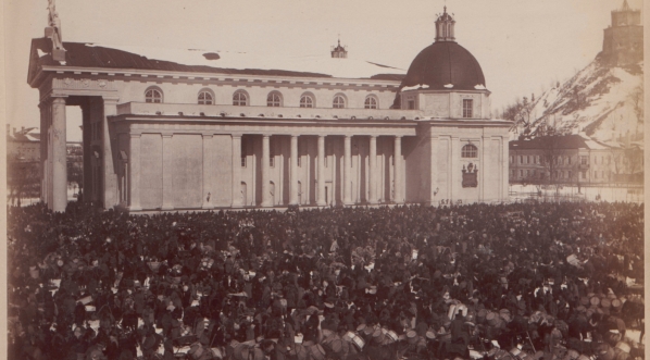  Wilno - katedra i plac Katedralny.  