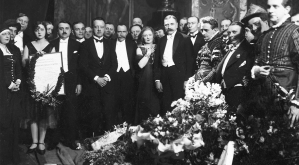  Jubileusz 25-lecia pracy scenicznej Józefa Węgrzyna zorganizowany w Teatrze Narodowym w Warszawie, 5.03.1929 r.  