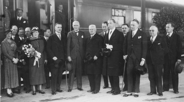  Wizyta delegacji radnych Paryża z prezesem Rady Miejskiej Paryża baronem Lomoureux de Fontenay w Polsce w czerwcu 1933 r.  