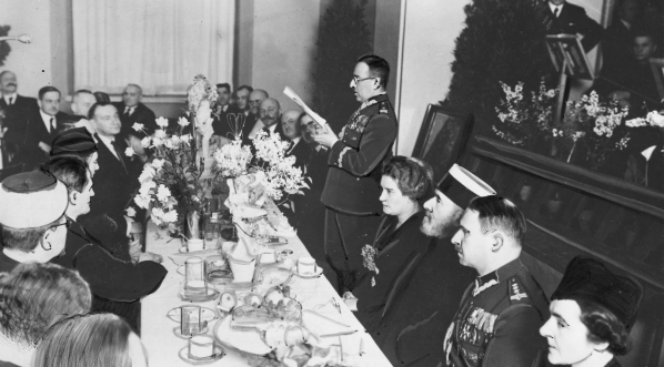  Pożegnanie gen. Stanisława Skwarczyńskiego w Wilnie w styczniu 1938 r.  