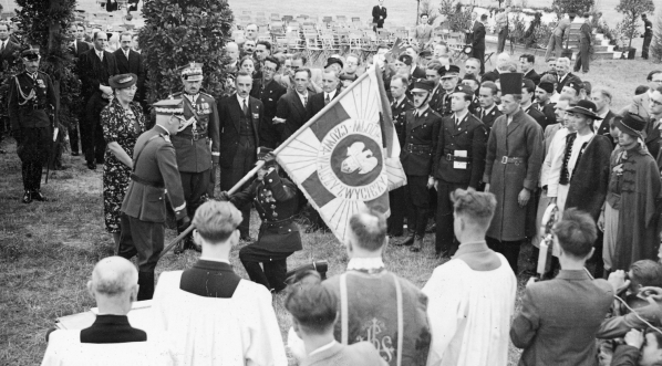  Zlot młodzieży wiejskiej w Warszawie zorganizowany przez organizację młodzieżową Obozu Zjednoczenia Narodowego  Związek Młodej Polski, 14.08.1938 r.  