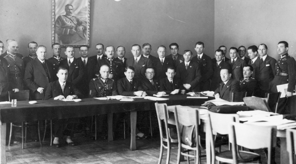  Walne zebranie Polskiego Związku Piłki Nożnej w siedzibie Państwowego Urzędu Wychowania Fizycznego i Przysposobienia Wojskowego w Warszawie, 18.02.1932 r.  