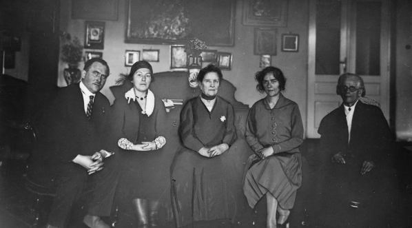  Dekoracja Marii Siedleckiej odznaką "Gwiazdy Górnośląskiej" w grudniu 1931 r.  