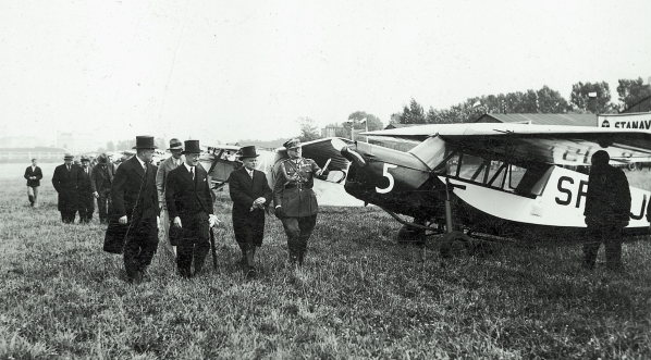  Przegląd samolotów na V Krajowym Lotniczym Konkursie Turystycznym w Warszawie we wrześniu 1933 r.  