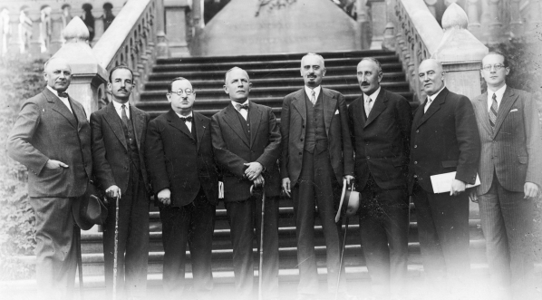  Członkowie prezydium Stowarzyszenia Lekarzy Polskich w 1930 r.  