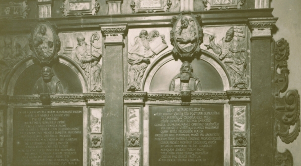  Wnętrze kaplicy Kampianów katedry Wniebowzięcia NMP we Lwowie.  