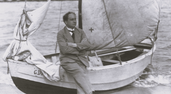  Feliks Nowowiejski podczas pobytu w Gdyni w 1930 roku.  