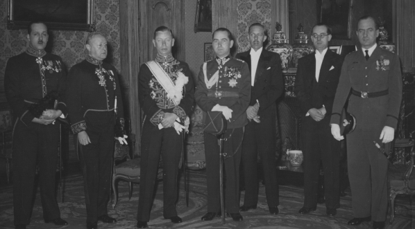  Personel Ambasady RP w Paryżu w styczniu 1936 roku.  