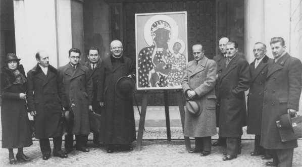  Poświęcenie kopii obrazu Matki Bożej Częstochowskiej przeznaczonej do kościoła w Karwinie, listopad 1938 roku.  
