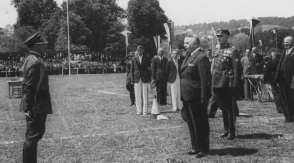  Święto Wychowania Fizycznego i Przysposobienia Wojskowego w Dolinie.  