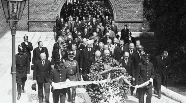  Uroczystości z okazji 100. rocznicy napisania przez Adama Mickiewicza "Pana Tadeusza" w czerwcu 1934 roku.  
